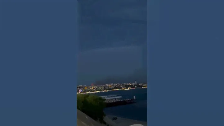 ‼️SOS #Геленджик. Прямо сейчас горит пляж Сосновка. 4й пожар за сутки на курортах России.